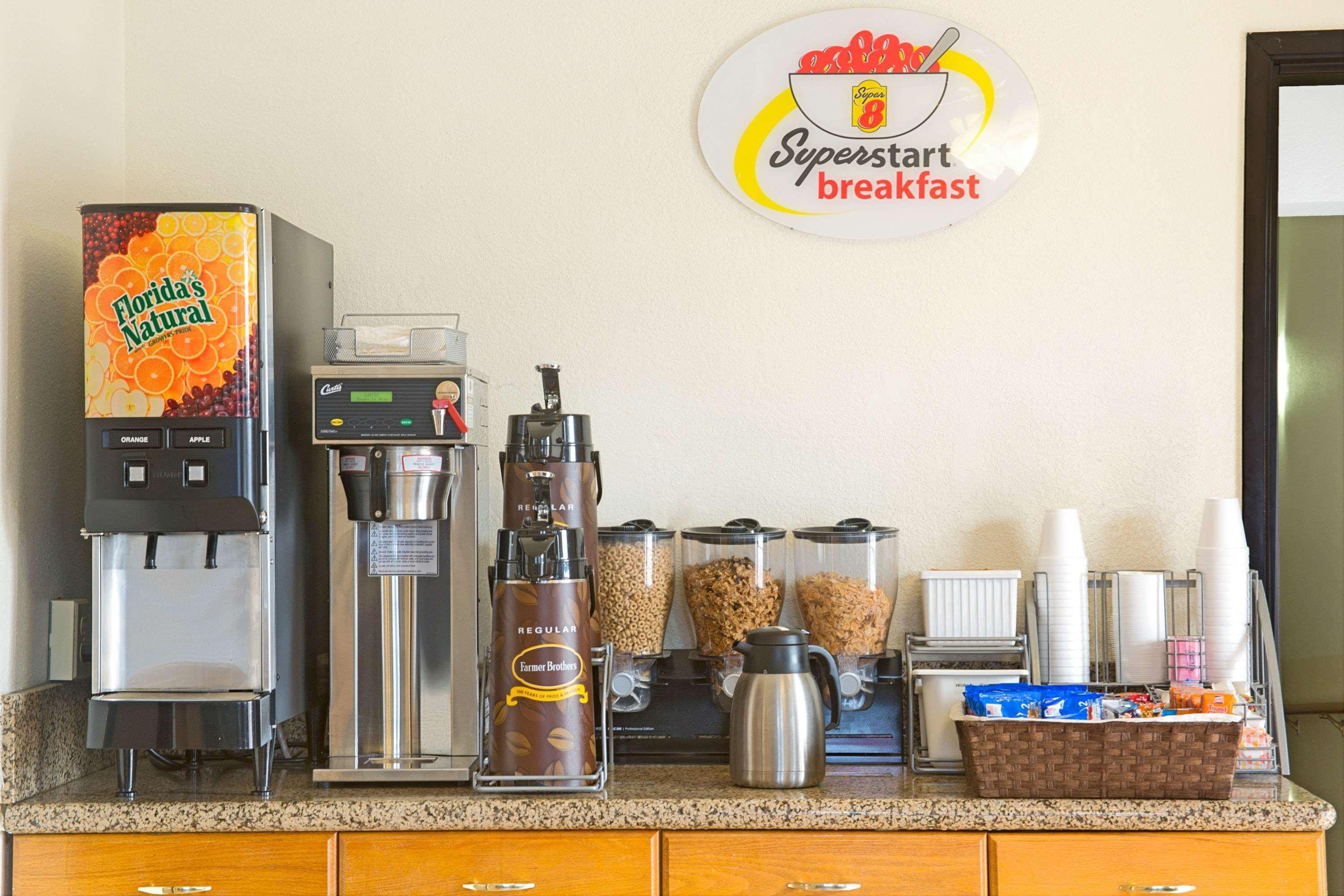 Econo Lodge Spring Lake Bagian luar foto