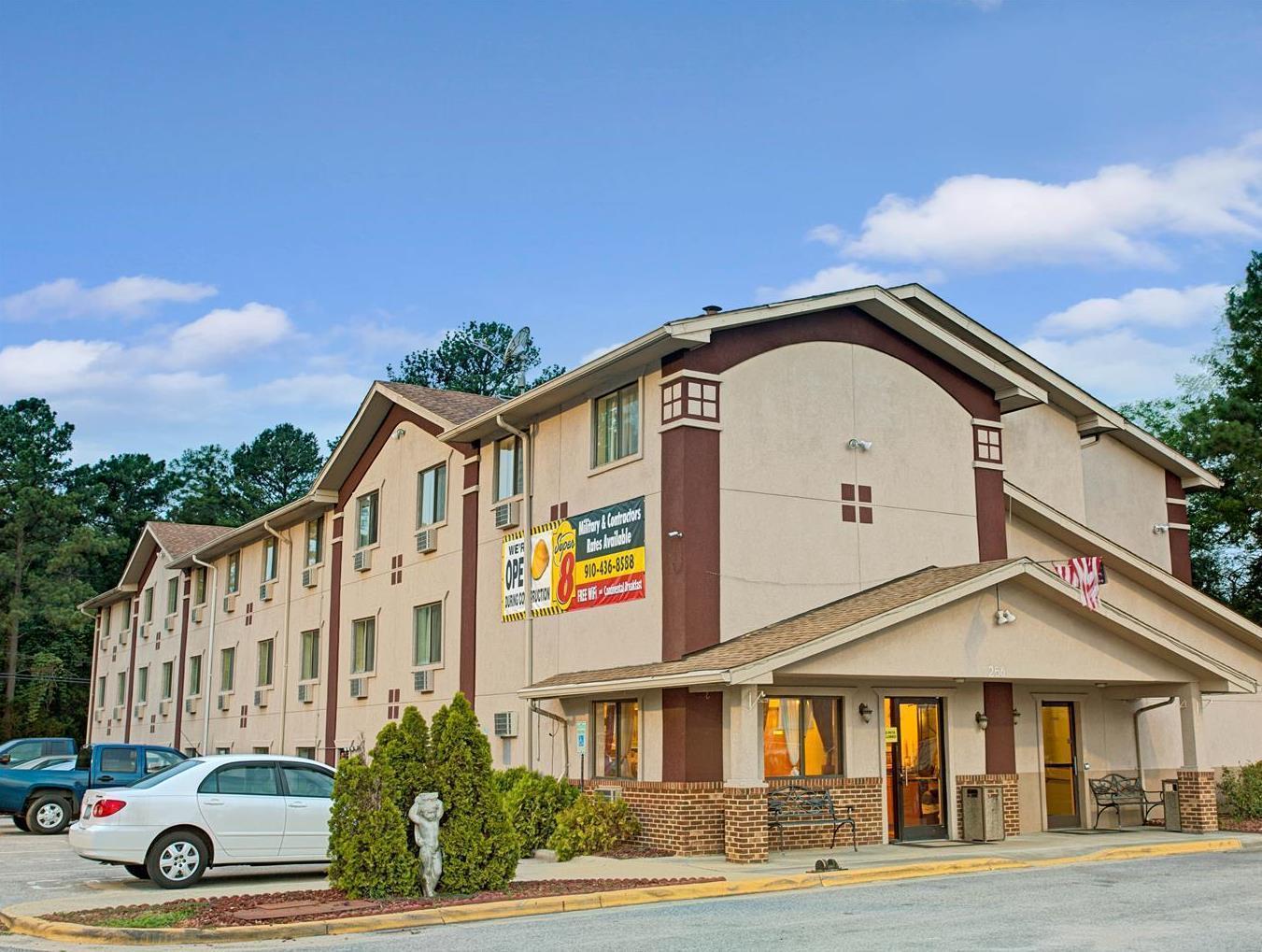Econo Lodge Spring Lake Bagian luar foto